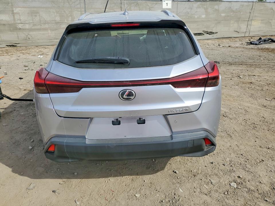 41953286 :رقم المزاد ، JTHP6JBH6R2165573 vin ، 2024 Lexus Ux 250h مزاد بيع