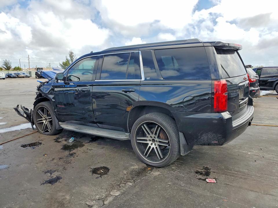 47988306 :رقم المزاد ، 1GNSKBKC8KR178752 vin ، 2019 Chevrolet Tahoe مزاد بيع