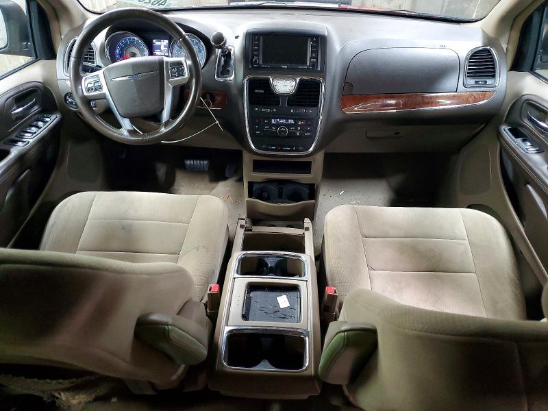 46201806 :رقم المزاد ، 2A4RR5DG8BR605016 vin ، 2011 Chrysler Town & Country مزاد بيع