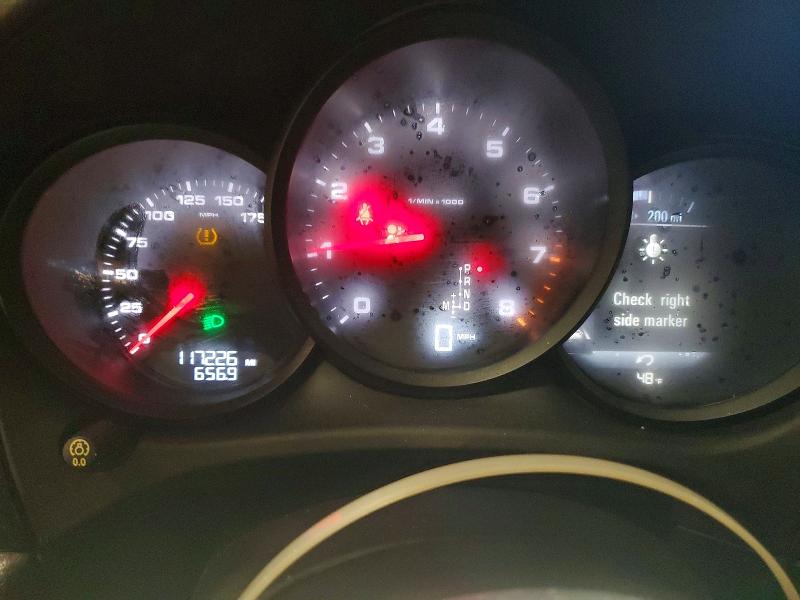 77649275 :رقم المزاد ، WP1AA2A54JLB16789 vin ، 2018 Porsche Macan مزاد بيع