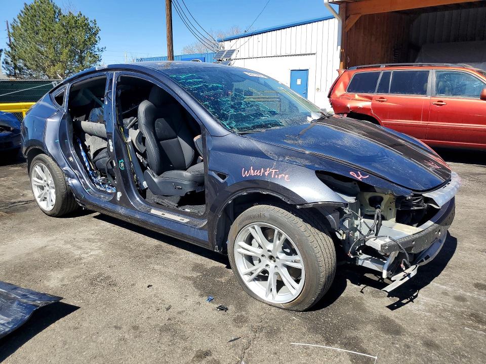 Продаж на аукціоні авто 2024 Tesla Model Y, vin: 7SAYGDEE5RF071397, номер лоту: 46118276