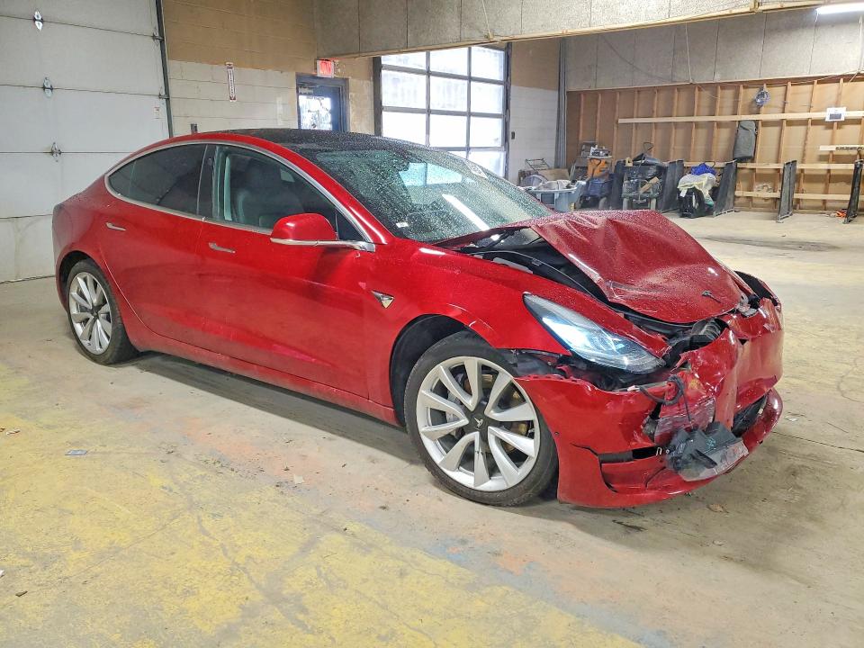 45516926 :رقم المزاد ، 5YJ3E1EB9KF413392 vin ، 2019 Tesla Model 3 مزاد بيع
