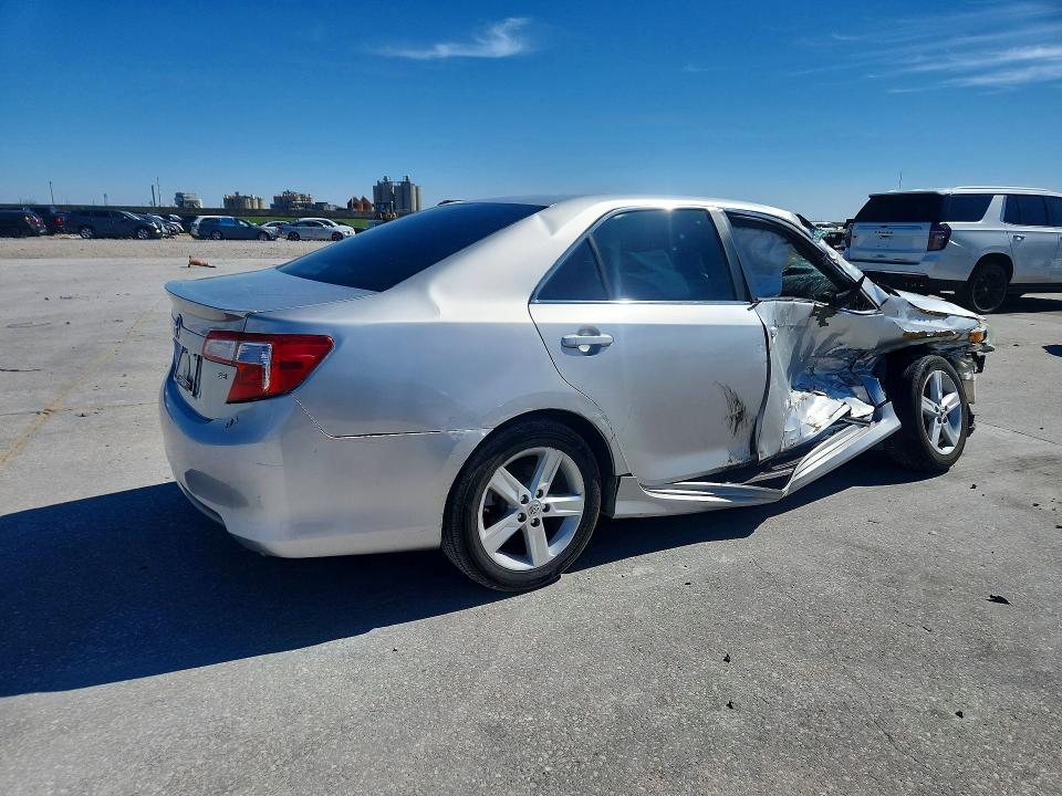 Aukcja sprzedaży 2014 Toyota Camry, vin: 4T1BF1FKXEU410239, numer aukcji: 45926526