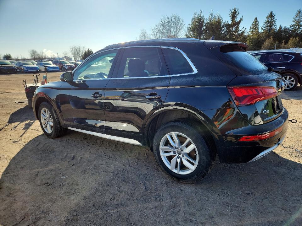 46621536 :رقم المزاد ، WA1ANAFY2J2217946 vin ، 2018 Audi Q5 مزاد بيع