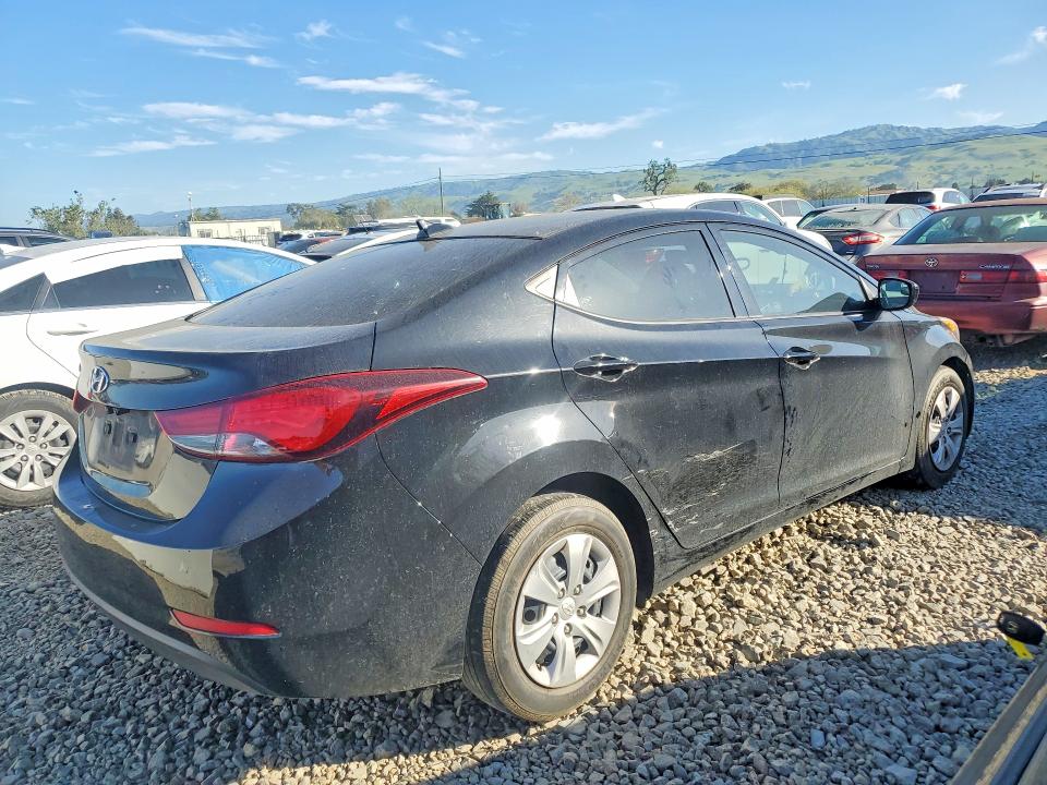 46372466 :رقم المزاد ، 5NPDH4AEXGH755942 vin ، 2016 Hyundai Elantra مزاد بيع