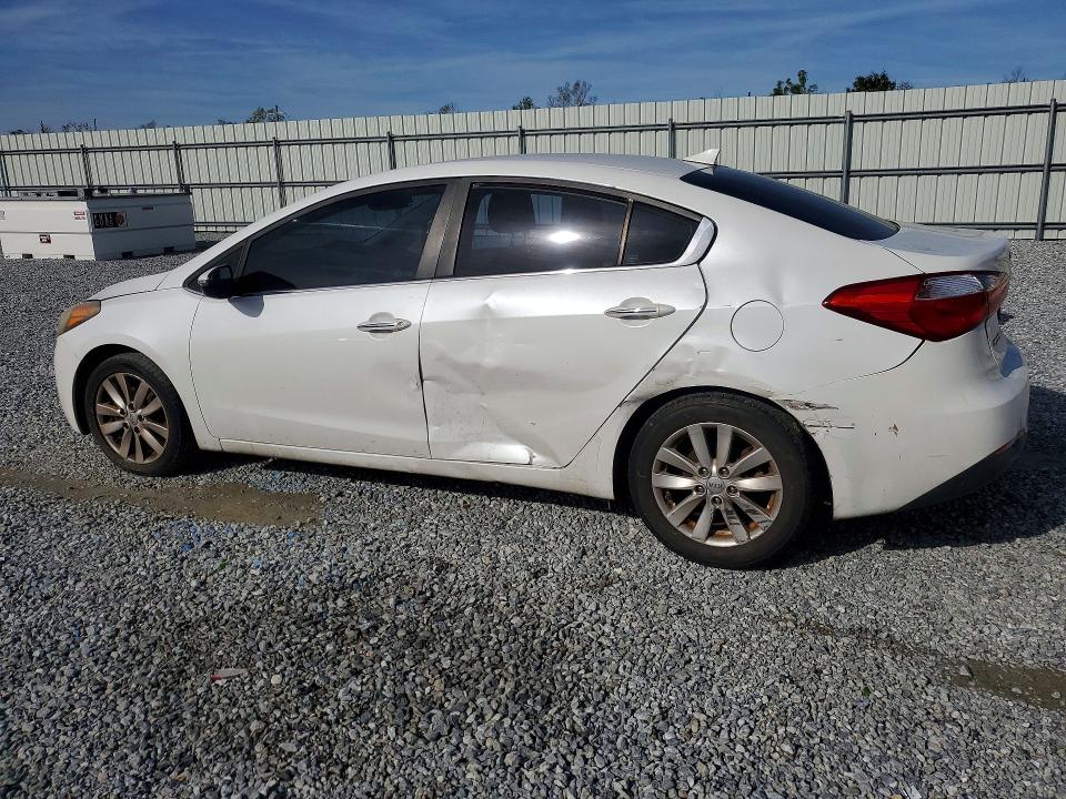 2015 Kia Forte მანქანა იყიდება აუქციონზე, vin: KNAFX4A80F5266290, აუქციონის ნომერი: 41902906