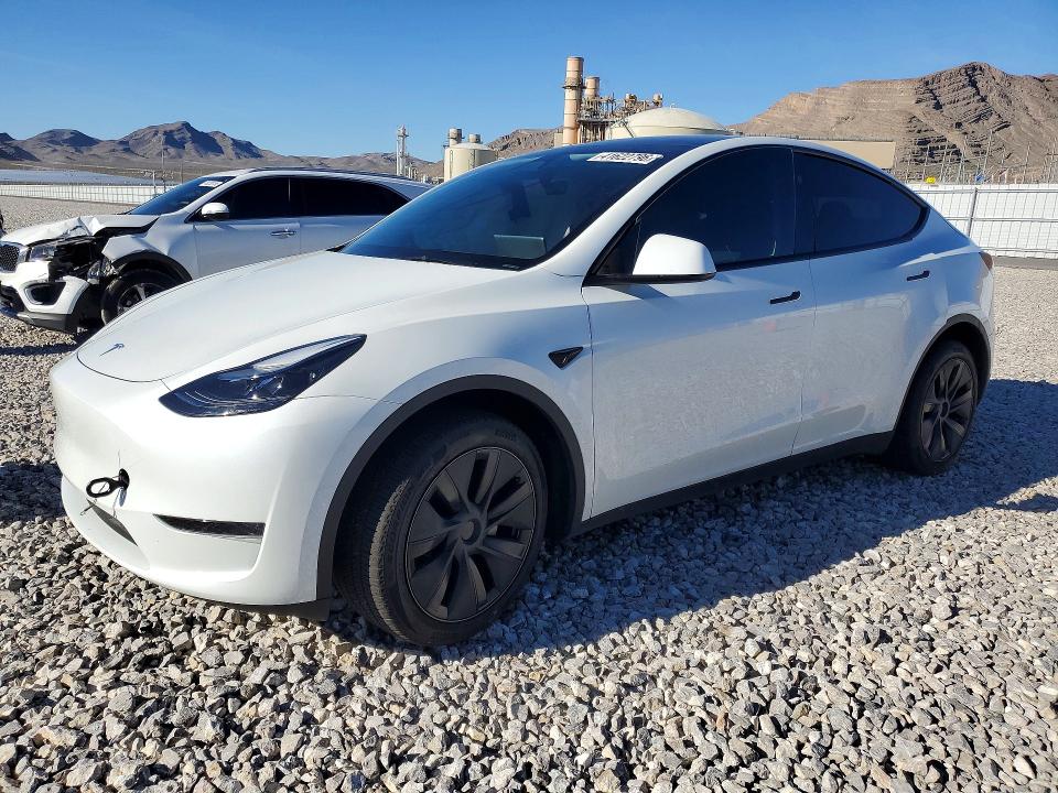 2025 Tesla Model Y მანქანა იყიდება აუქციონზე, vin: 7SAYGDED1SF274073, აუქციონის ნომერი: 41622796