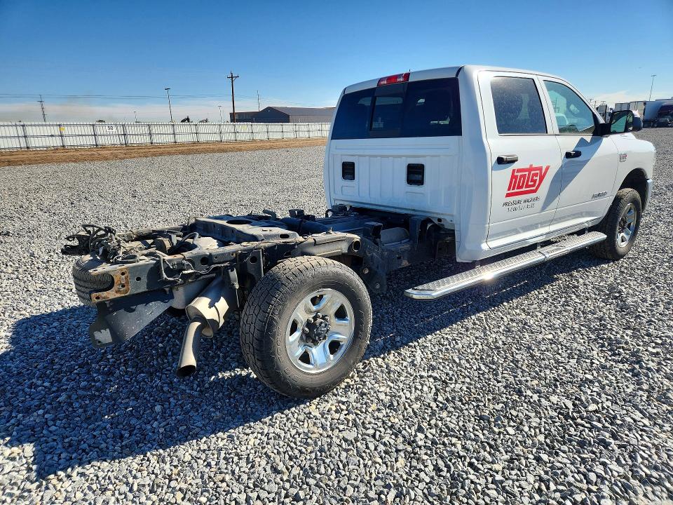 46226386 :رقم المزاد ، 3C6UR5HJ4KG628439 vin ، 2019 Ram 2500 مزاد بيع