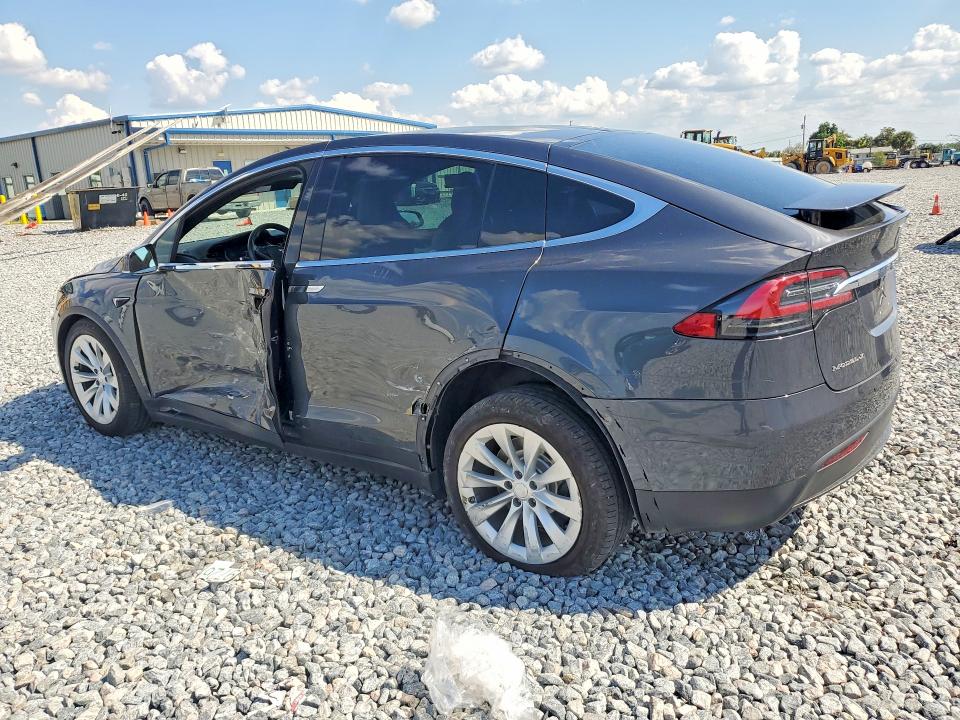 2018 Tesla Model X მანქანა იყიდება აუქციონზე, vin: 5YJXCBE29JF120037, აუქციონის ნომერი: 47739386