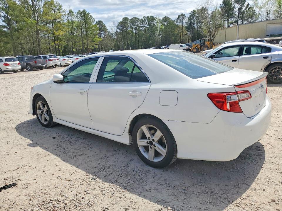 46057386 :رقم المزاد ، 4T1BF1FK4DU235355 vin ، 2013 Toyota Camry Se 4dr مزاد بيع