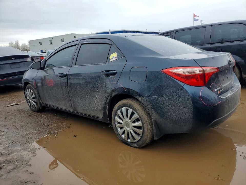 46052926 :رقم المزاد ، 2T1BURHE9HC916677 vin ، 2017 Toyota Corolla مزاد بيع
