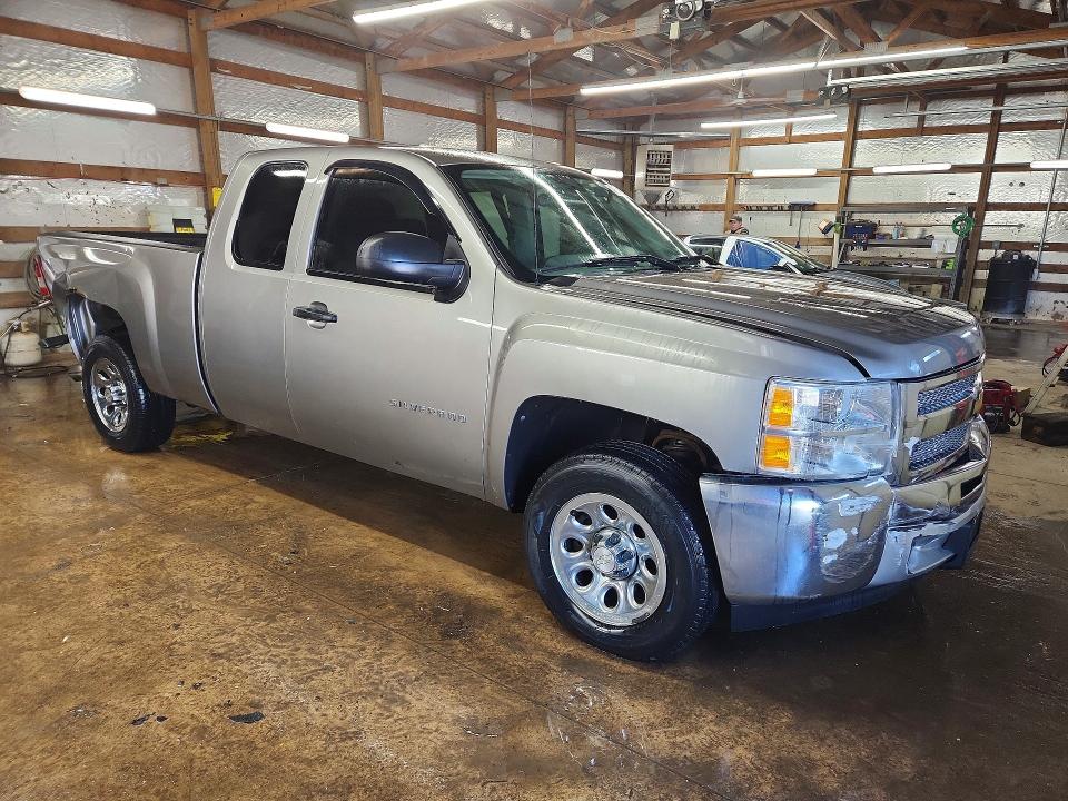 46743826 :رقم المزاد ، 1GCRCPEX4CZ175221 vin ، 2012 Chevrolet Silverado مزاد بيع