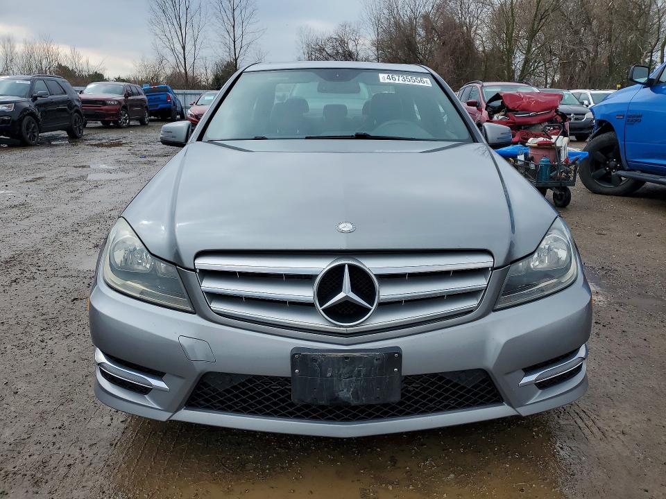 Продажа на аукционе авто 2013 Mercedes-benz C, vin: WDDGF8AB8DA873111, номер лота: 46735556