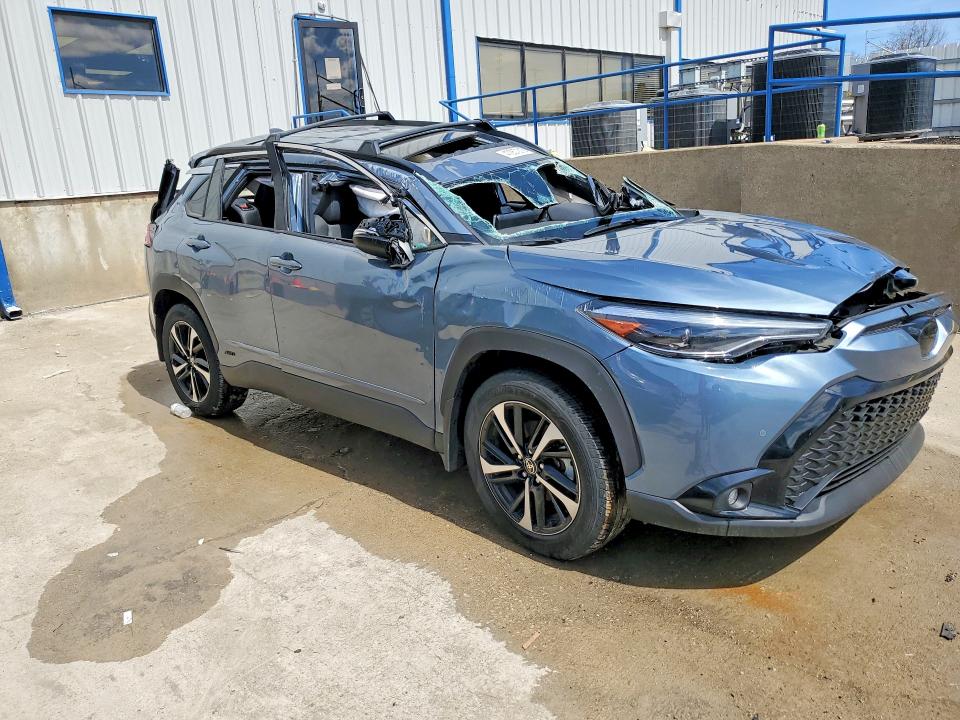 Продажа на аукционе авто 2024 Toyota Corolla Cross Hybrid, vin: 7MUFBABG1RV039040, номер лота: 47257216