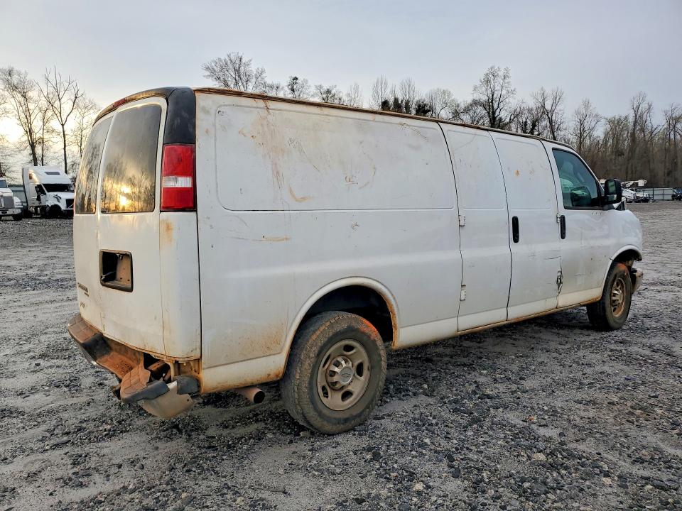 45803916 :رقم المزاد ، 1GCZGHFG9G1179830 vin ، 2016 Chevrolet Express مزاد بيع