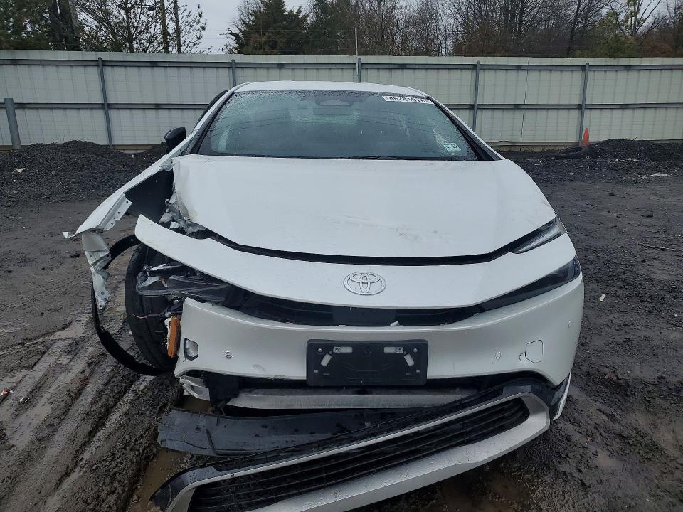 46281976 :رقم المزاد ، JTDACACU4R3036639 vin ، 2024 Toyota Prius Prime مزاد بيع
