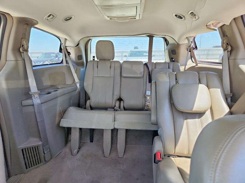 47240626 :رقم المزاد ، 2C4RC1BG5ER111347 vin ، 2014 Chrysler Town & Country مزاد بيع