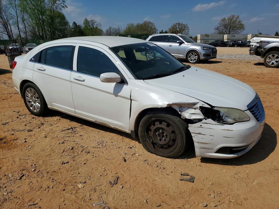 Продажа на аукционе авто 2014 Chrysler 200, vin: 1C3CCBAB4EN214018, номер лота: 48035176
