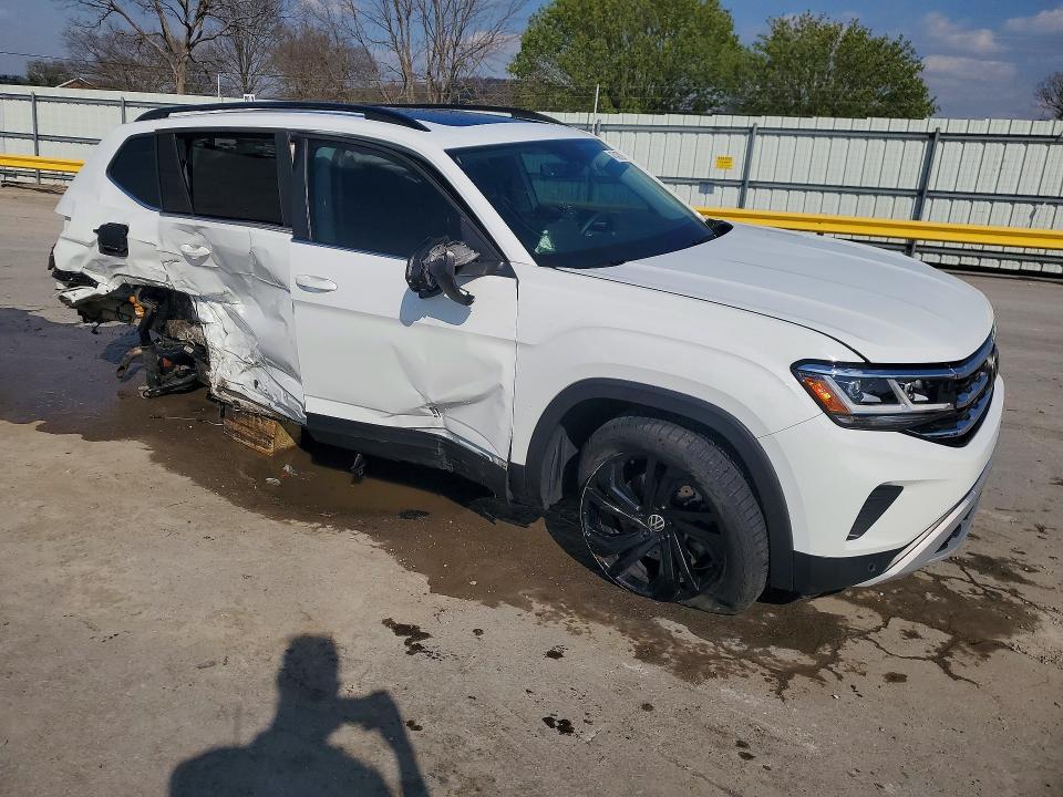 2022 Volkswagen Atlas მანქანა იყიდება აუქციონზე, vin: 1V2KP2CA1NC561977, აუქციონის ნომერი: 47407296