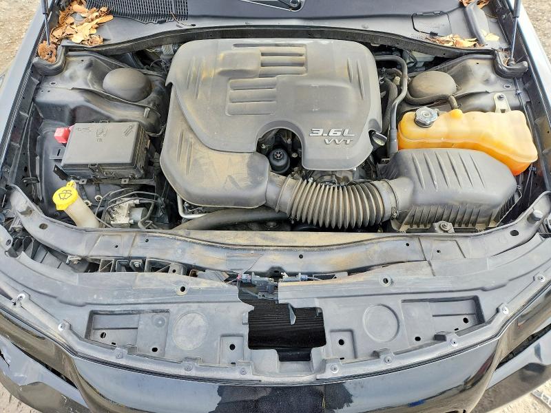 Продажа на аукционе авто 2015 Chrysler 300, vin: 2C3CCABG2FH743160, номер лота: 79529995