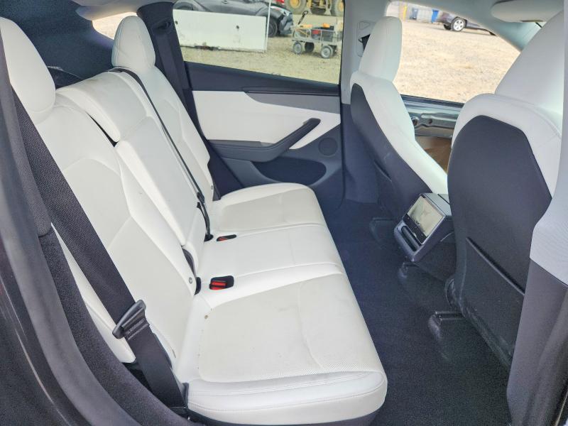 2026 Tesla Model Y მანქანა იყიდება აუქციონზე, vin: 7SAYGDED3TF399691, აუქციონის ნომერი: 77625685