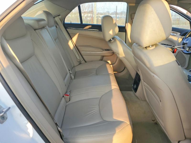 47295086 :رقم المزاد ، 2C3CA5CG7BH528976 vin ، 2011 Chrysler 300 مزاد بيع