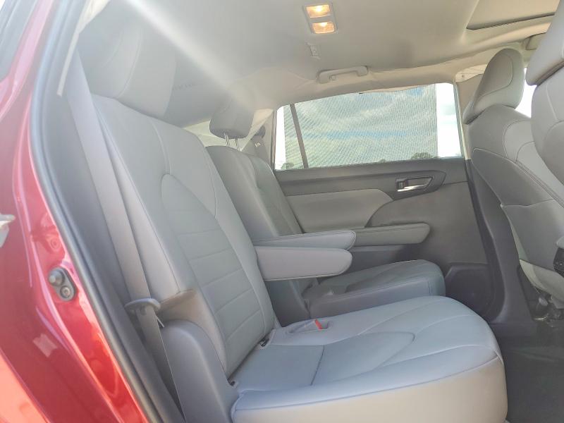 Продажа на аукционе авто 2020 Toyota Highlander, vin: 5TDGZRBH1LS017547, номер лота: 79772245