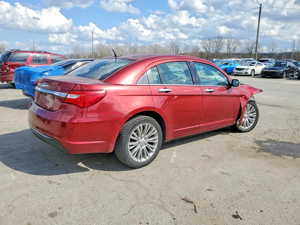 41703976 :رقم المزاد ، 1C3CCBCG2DN503342 vin ، 2013 Chrysler 200 مزاد بيع