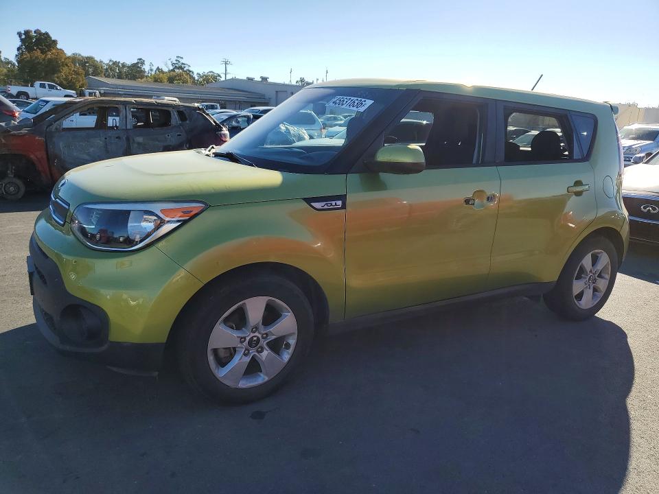 2017 Kia Soul მანქანა იყიდება აუქციონზე, vin: KNDJN2A21H7880548, აუქციონის ნომერი: 45631636