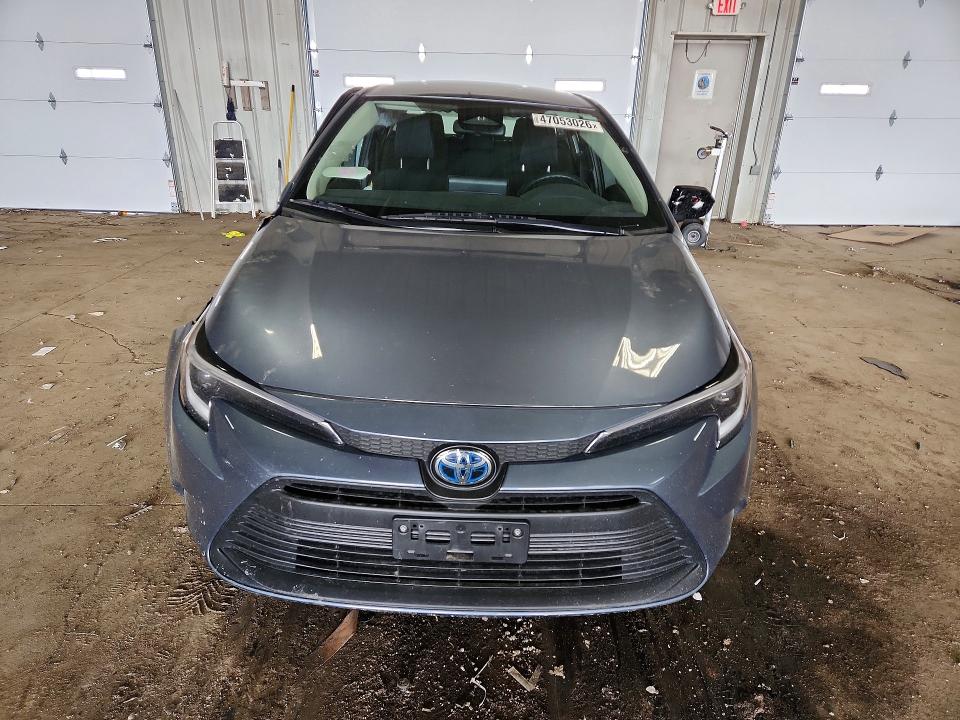 2023 Toyota Corolla Hybrid მანქანა იყიდება აუქციონზე, vin: JTDBCMFE7P3005036, აუქციონის ნომერი: 47053026
