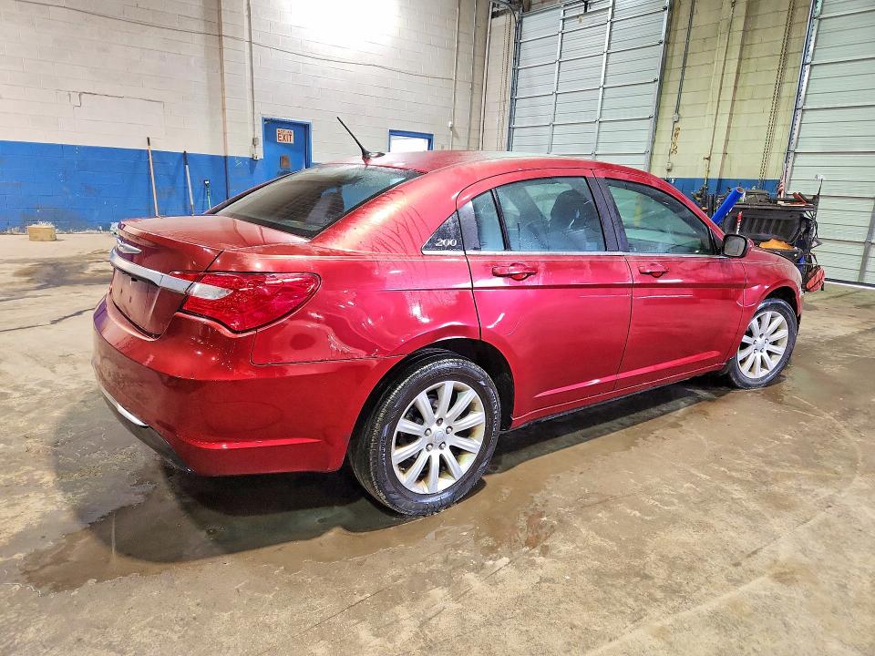 79191835 :رقم المزاد ، 1C3CCBBG0EN115075 vin ، 2014 Chrysler 200 مزاد بيع