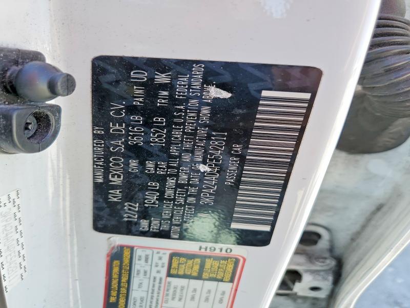 2023 Kia Rio მანქანა იყიდება აუქციონზე, vin: 3KPA24AD4PE542811, აუქციონის ნომერი: 47371146