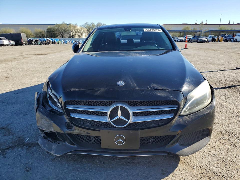 46724926 :رقم المزاد ، 55SWF4JB8FU067664 vin ، 2015 Mercedes-benz C مزاد بيع
