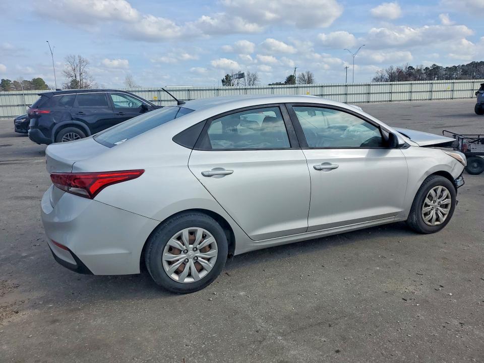 Продажа на аукционе авто 2018 Hyundai Accent, vin: 3KPC24A38JE028547, номер лота: 41781266