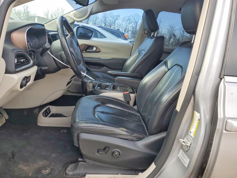 Продаж на аукціоні авто 2017 Chrysler Pacifica, vin: 2C4RC1BG8HR511889, номер лоту: 47416796