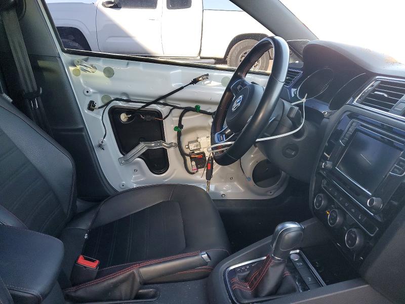 79642435 :رقم المزاد ، 3VW4T7AJ6HM216384 vin ، 2017 Volkswagen Jetta مزاد بيع