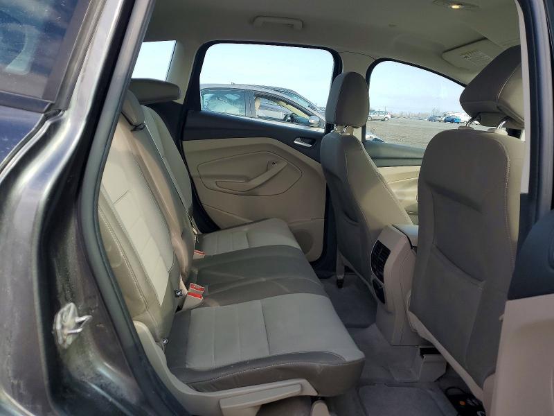 41876486 :رقم المزاد ، 1FADP5AU0FL111804 vin ، 2015 Ford C-max مزاد بيع