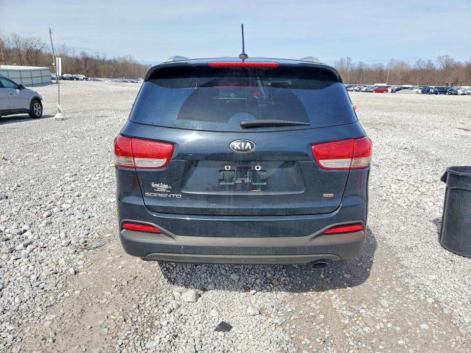 47350286 :رقم المزاد ، 5XYPGDA38HG263093 vin ، 2017 Kia Sorento مزاد بيع