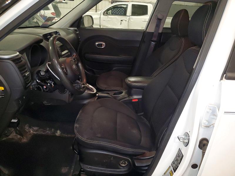 47450926 :رقم المزاد ، KNDJP3A50F7207435 vin ، 2015 Kia Soul مزاد بيع