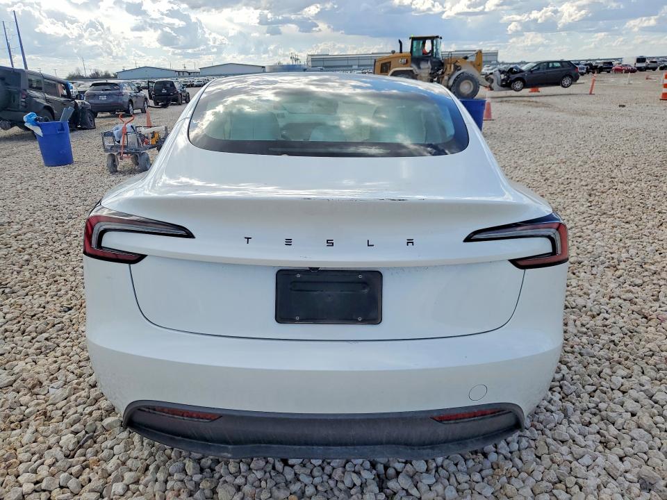 45824766 :رقم المزاد ، 5YJ3E1EA3TF136389 vin ، 2026 Tesla Model 3 مزاد بيع