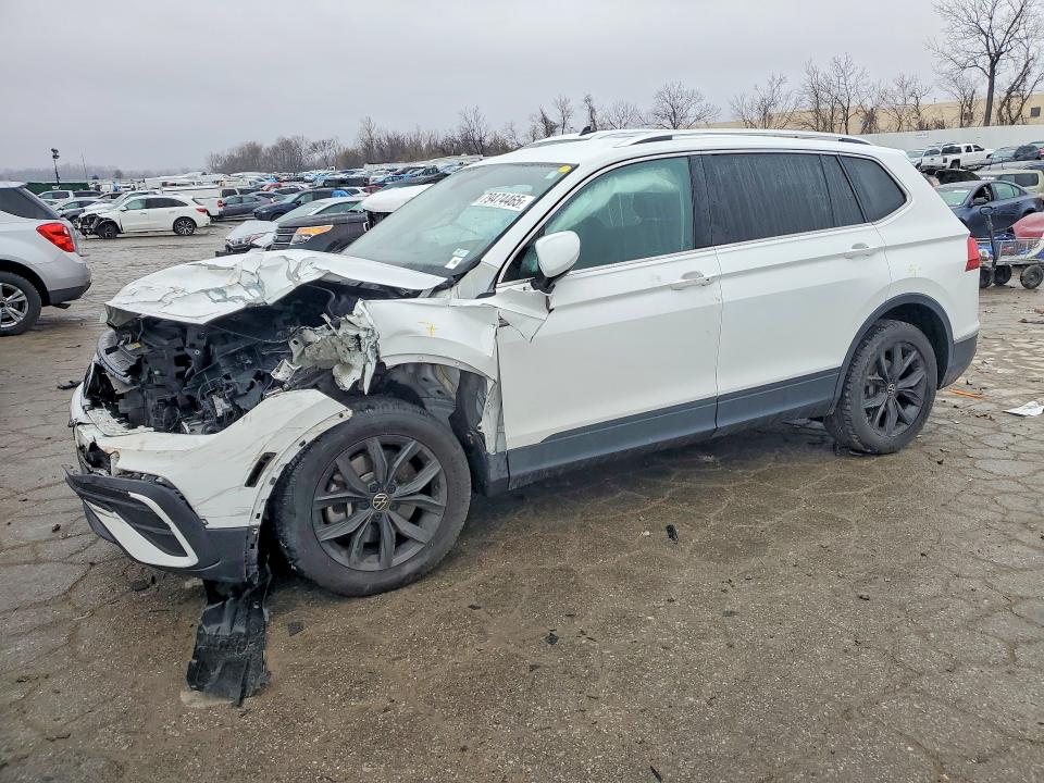 Auction sale of the 2024 Volkswagen Tiguan, vin: 3VV3B7AX1RM043950, lot number: 41764816