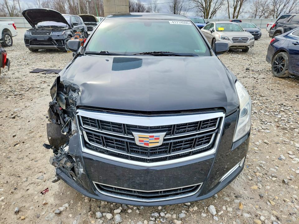 41714596 :رقم المزاد ، 2G61M5S36H9161633 vin ، 2017 Cadillac Xts مزاد بيع