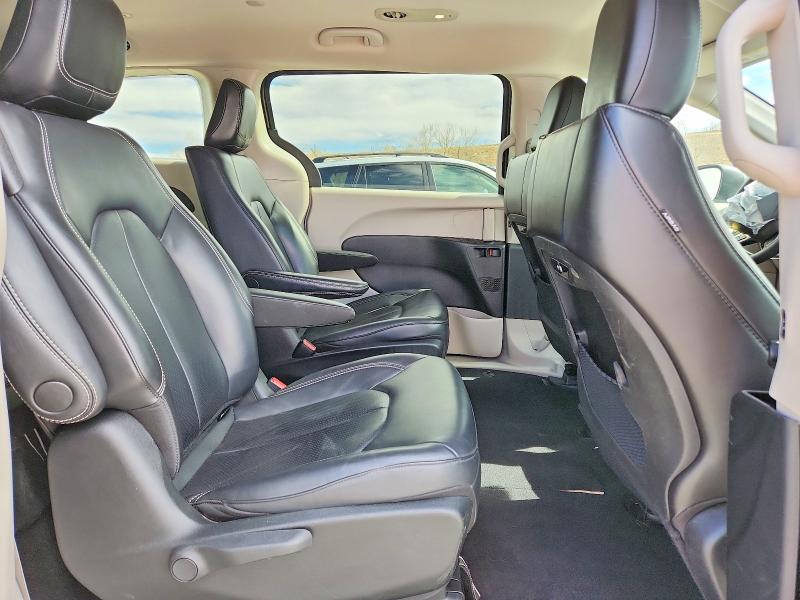 Продажа на аукционе авто 2023 Chrysler Pacifica, vin: 2C4RC1L77PR611690, номер лота: 42009446