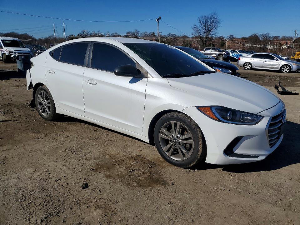 Продажа на аукционе авто 2017 Hyundai Elantra, vin: 5NPD84LF1HH120499, номер лота: 41655776