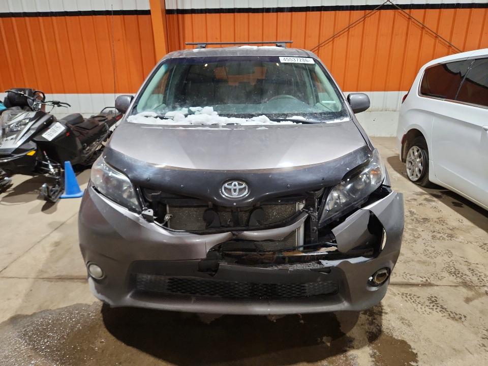 Aukcja sprzedaży 2011 Toyota Sienna, vin: 5TDXK3DC4BS147226, numer aukcji: 45537286