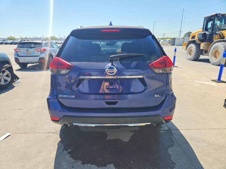 46128886 :رقم المزاد ، 5N1AT2MT5JC740344 vin ، 2018 Nissan Rogue مزاد بيع