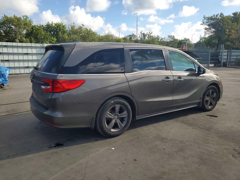 47745246 :رقم المزاد ، 5FNRL6H55NB033506 vin ، 2022 Honda Odyssey مزاد بيع