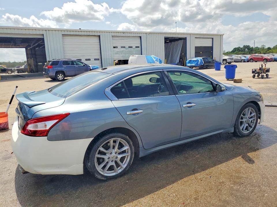 47519596 :رقم المزاد ، 1N4AA5AP0AC838304 vin ، 2010 Nissan Maxima مزاد بيع