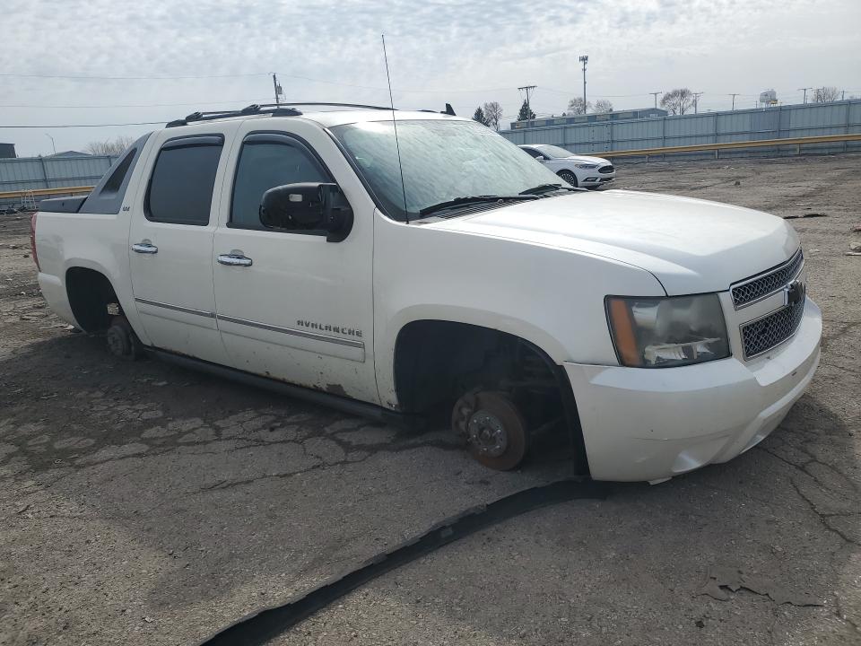 45993216 :رقم المزاد ، 3GNTKGE35BG131482 vin ، 2011 Chevrolet Avalanche مزاد بيع
