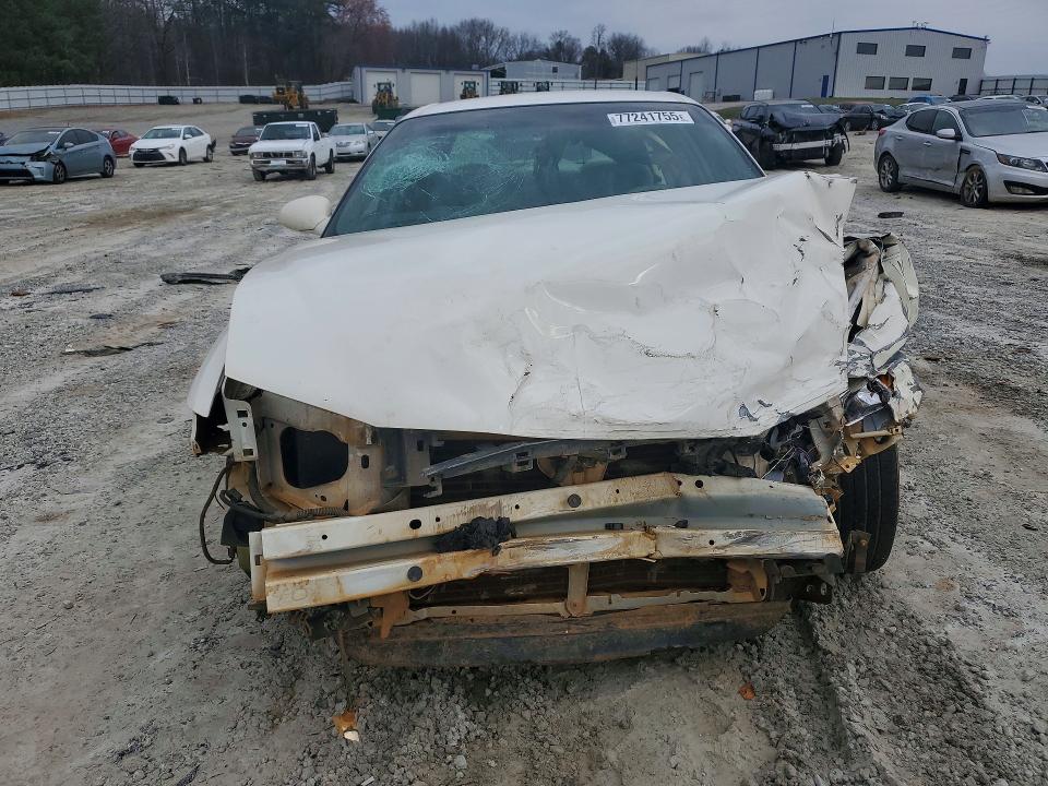 77241755 :رقم المزاد ، 2G4WB52K241322287 vin ، 2004 Buick Regal مزاد بيع